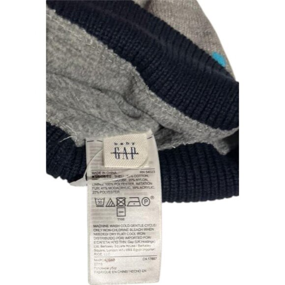 Baby Gap girls grey 'Happy" pompom toque - Picture 4 of 4